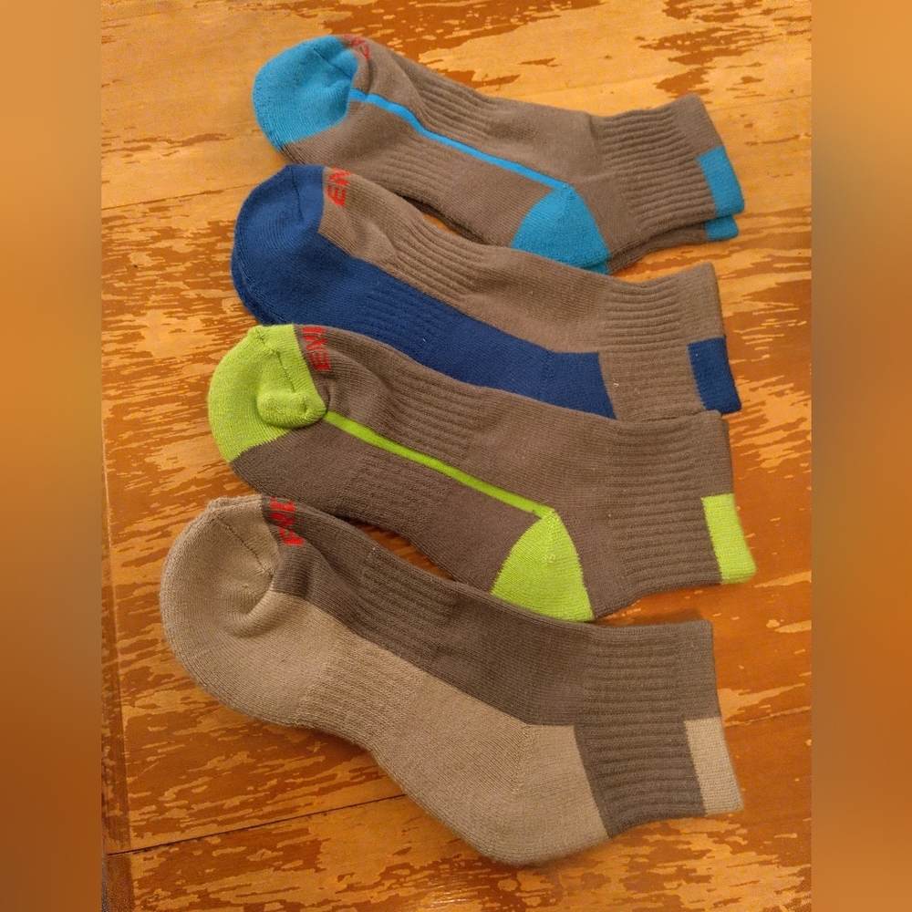 Endur boy's ankle socks large